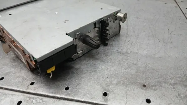 Radio Renault OEM 8200247962 pour Laguna II 1.8B image 4