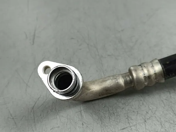 2023 Mitsubishi Outlander IV Tuyau de refroidissement d'huile image 2