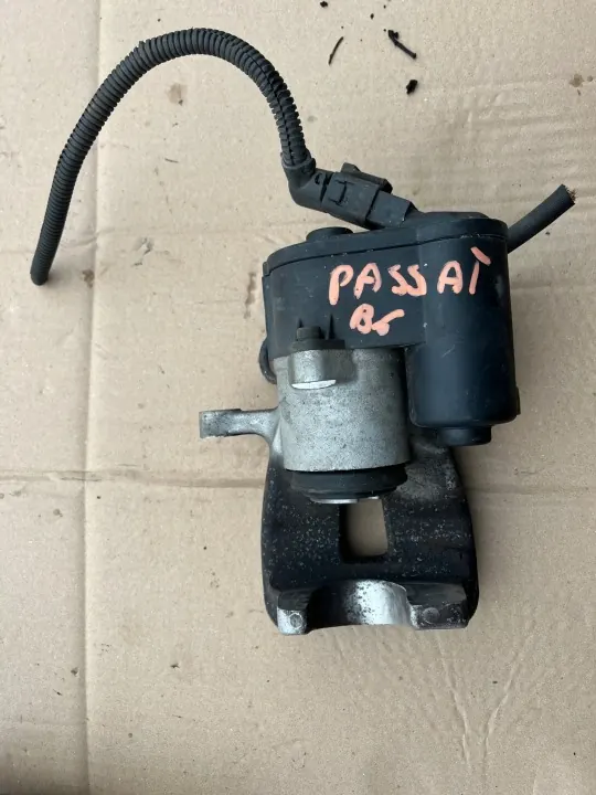 Étrier de frein arrière gauche OEM JBC0330 VW Passat B6 image 3