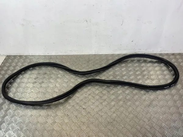 Jeep Compass baklucktätning OEM FOB31871 image 3
