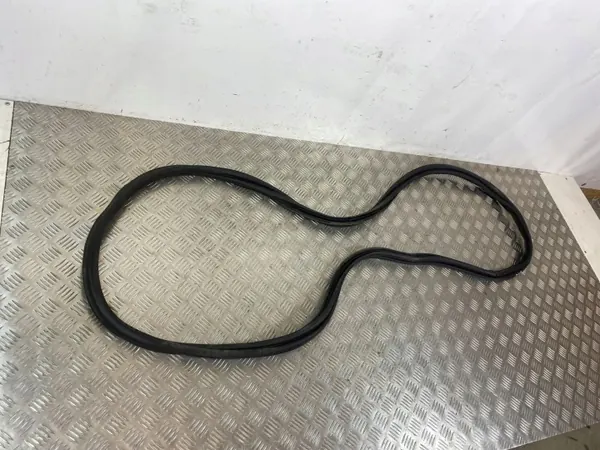 Jeep Compass baklucktätning OEM FOB31871 image 7