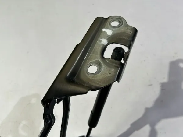 OEM 72926388 Actuateur de charnière coffre droit Dodge Challenger image 7