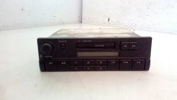 Rádio VW Polo Alpha OEM 1H0035153A - Usado image 2