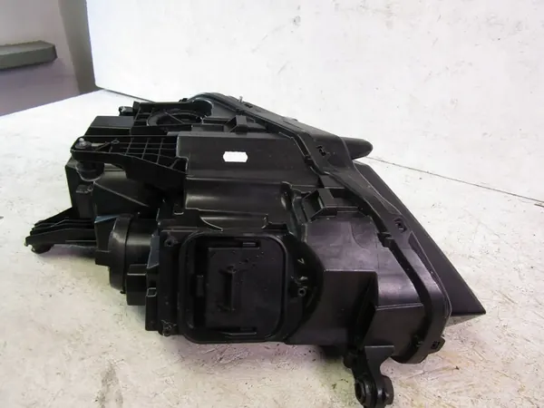 VW Passat B8 Lift Oikea Etuvalo FULL LED 3G1941036Q image 3