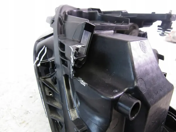 VW Passat B8 Lift Oikea Etuvalo FULL LED 3G1941036Q image 9