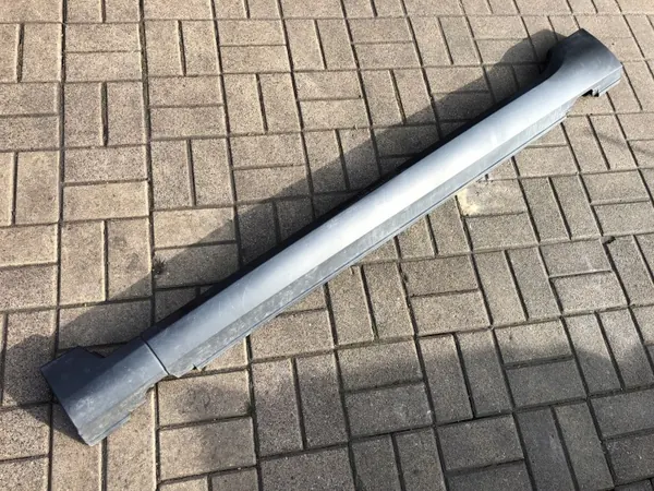 OEM 96781716XT Vänster tröskelskydd Peugeot 2008 image 2