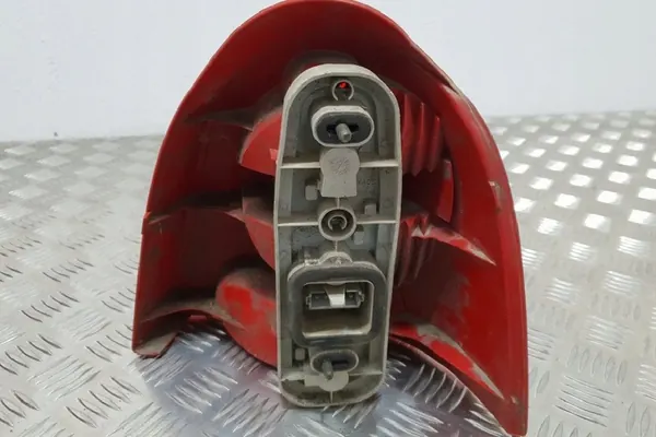 Lámpara trasera izquierda RENAULT TWINGO I (C06_) G7700426319 image 2