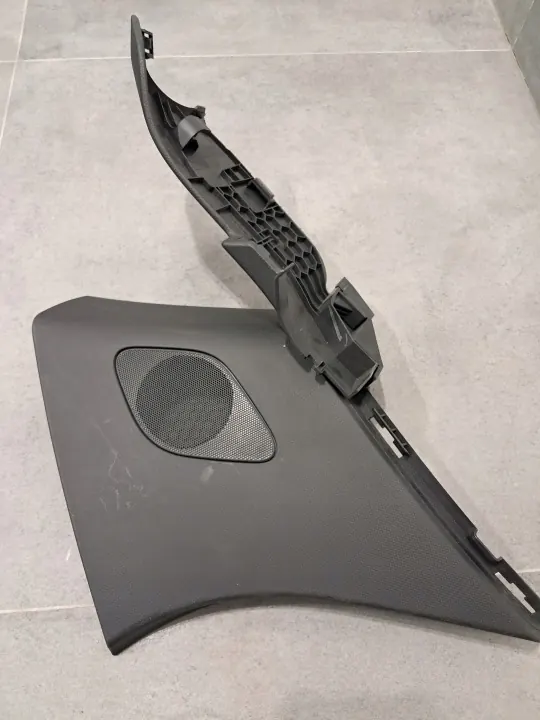 Audi Taklucka Takfoder OEM 8V4867505L för RS3/S3 8V image 6
