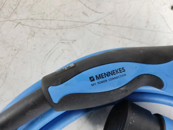 Cable de carga Tesla Model S OEM Mennekes image 4