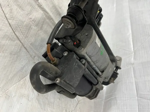 Compresor suspensión aire OEM 443020019 - Usado image 3