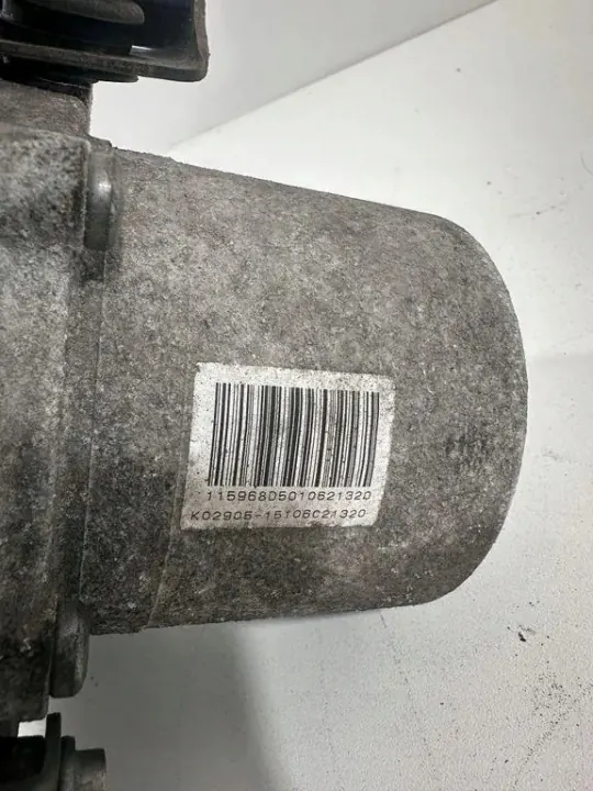 Pompe de direction assistée Peugeot 5008 2014 OEM 9806435680 image 3
