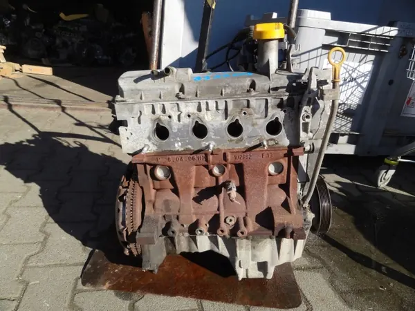 Motor Dacia Dokker/Lodgy 1.6 OEM K7MA828 Usado image 2