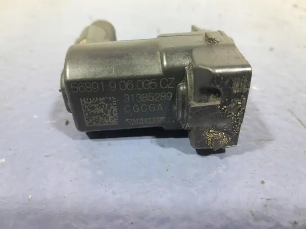 Volvo XC60 II Tankklappenaktuator OEM 31385289 image 3