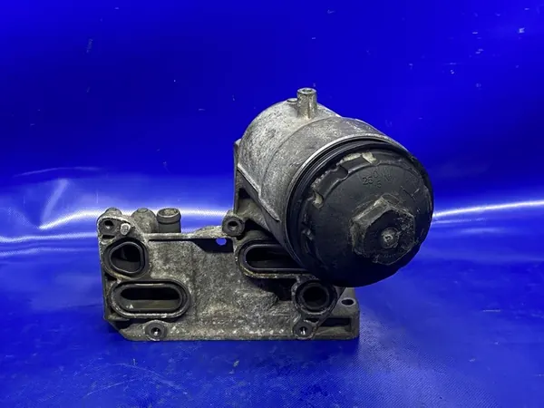 Oljefilterhus VW T5 Touareg 2.5 TDI BPC image 4