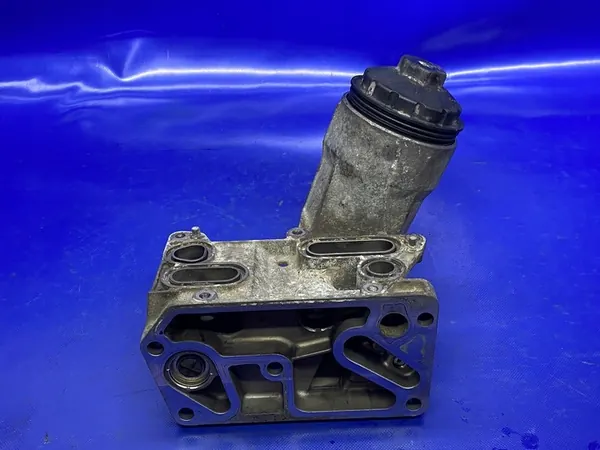 Oljefilterhus VW T5 Touareg 2.5 TDI BPC image 5