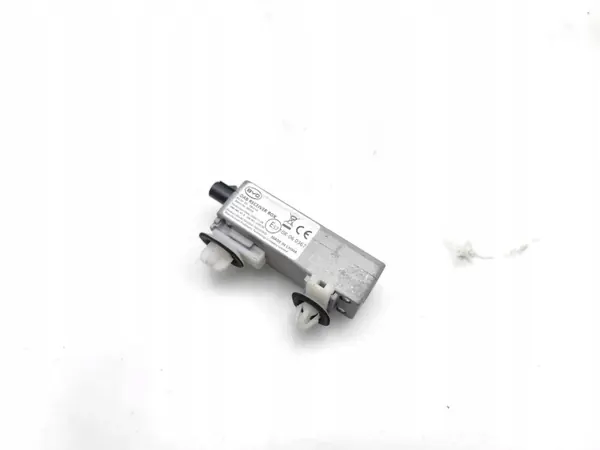 BYD Antenneversterker OEM SA3HJU-7922070FD Gebruikt image 10