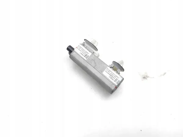 BYD Antenneversterker OEM SA3HJU-7922070FD Gebruikt image 5