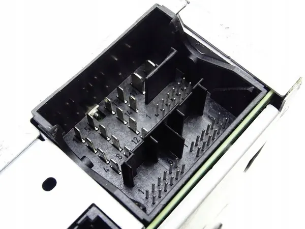 Audi A3 S3 8V Radio-Panel OEM 8V0035874C image 5