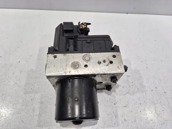ABS-pomp OEM 6Q0614417E voor VW Polo IV, Skoda Fabia I image 3