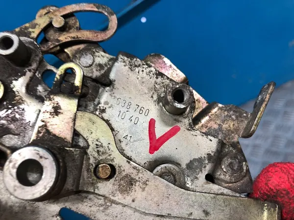 MERCEDES VITO W638 Höger Bakdörrlås image 2