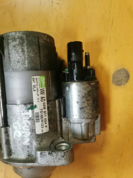 VW Passat B6 2.0 TDI Starter 02M911024P image 5