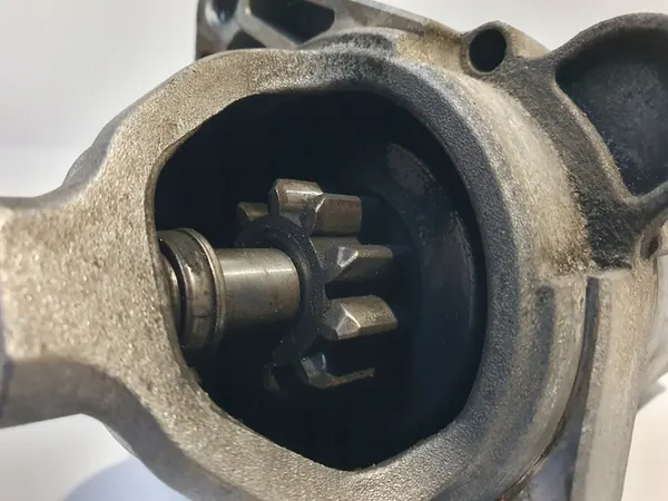 Motor de arranque Renault Master III 2.3 DCI image 8