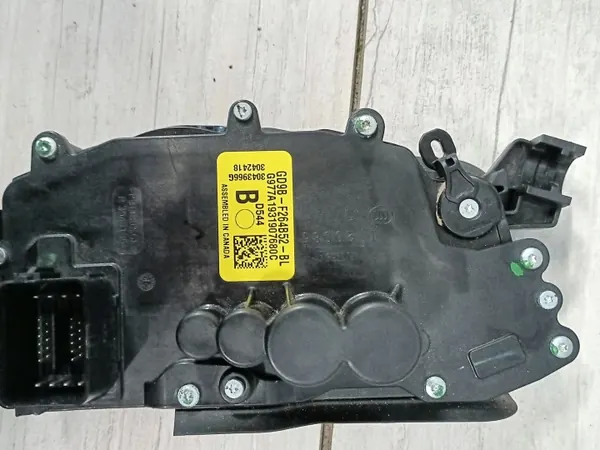 Achter slotactuator OEM GD9BF264B52BL voor Lincoln Continental image 5