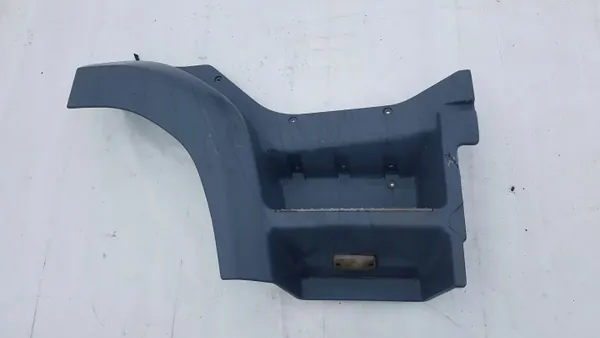 DAF 85 CF Cab Step OEM 221.40 - Right Side image 2