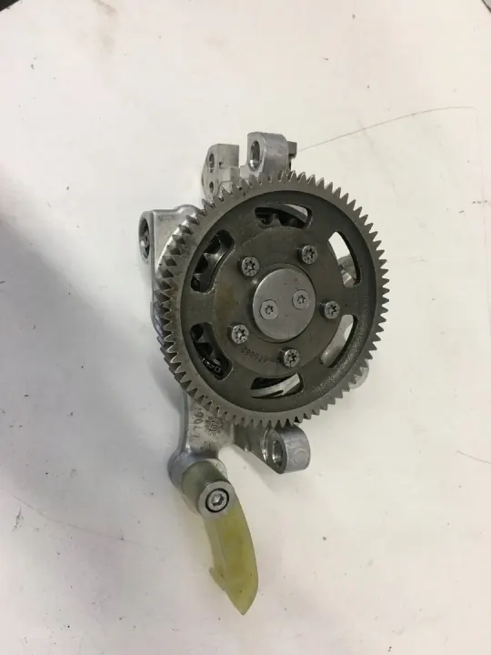 Pompe à huile BMW OEM 7837594 pour M5 E60 M6 V10 image 2