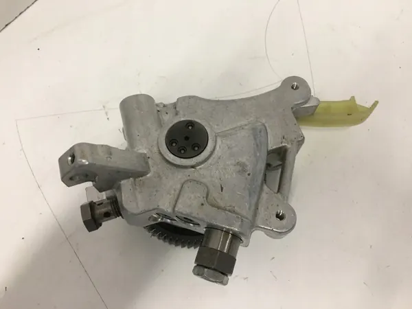 Pompe à huile BMW OEM 7837594 pour M5 E60 M6 V10 image 3