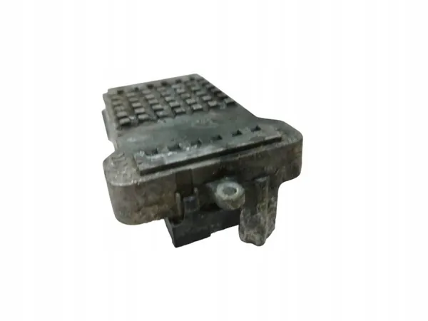 Weerstand Ventilator Motor 6934390 BMW E65 2006 image 5