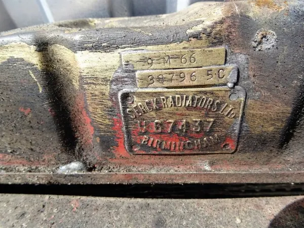 Massey Ferguson waterradiator OEM LORK-2043-1000016412 image 3