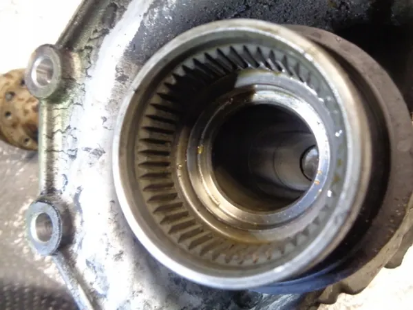 Redutor Ford OEM CV617L486HG para Kuga MKII 2.0 TDCI image 3