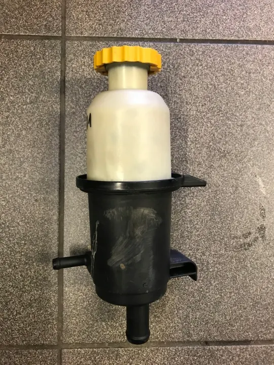 Réservoir direction assistée PA66-GF33 pour Jeep 2.4L image 3