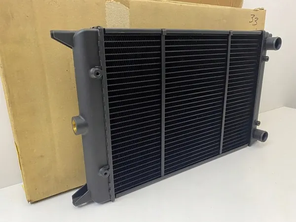 AUDI 50 POLO GT DERBY Vattenkylare Ny 79- image 2