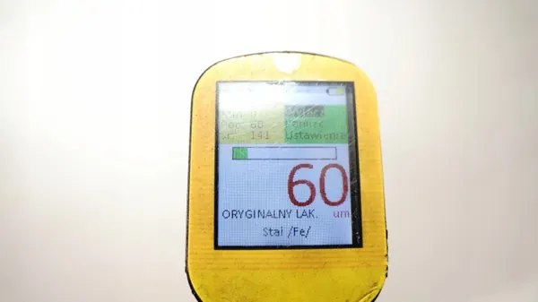 OEM 371117776 Moottorikansi VW Touran I 1T3 image 9