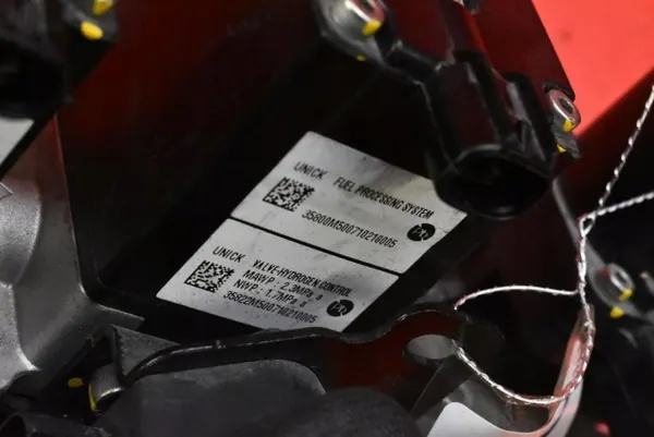Soupape de non-retour hydrogène OEM 35821M5007 Hyundai Nexo image 10