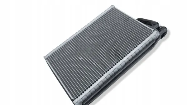 Porsche Taycan airco verdamper OEM AMD228123 image 5