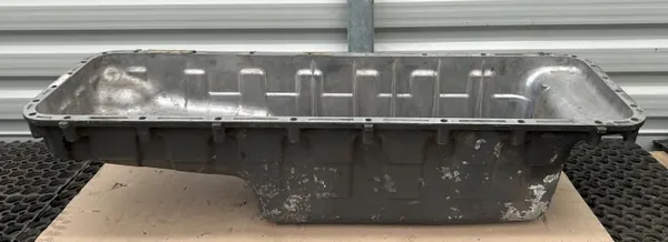 Carter d'huile Scania OEM 1766826 - État utilisé image 2