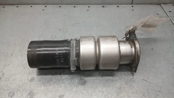 Tuyau d'intercooler Volvo S40 II V50 C30 1.6 HDI D2 image 1