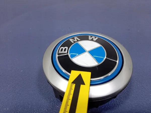 BMW IX2 U10 Heckklappengriff OEM 7270728 image 6