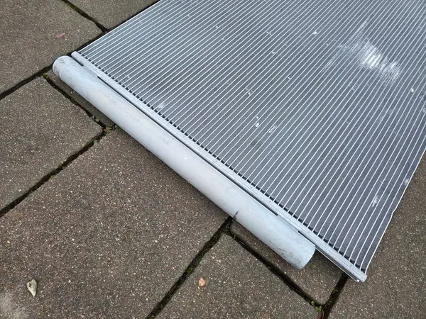 MERCEDES W206 W223 GLC X254 Ilmastointijäähdytin A0995004102 image 2