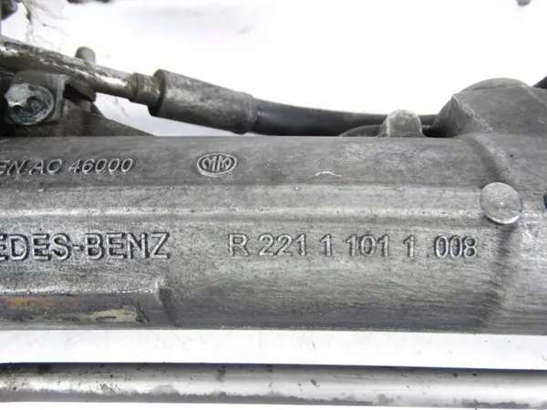 Direction Mercedes-Benz S W221 OEM R22111011008 image 4