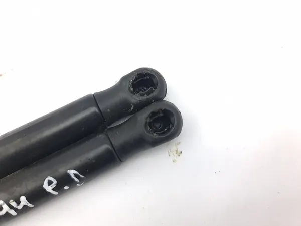 Maserati Quattroporte 2008 Complete Hood Actuator OEM 67726000 image 4