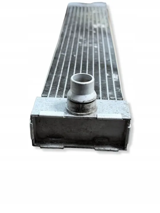 Refroidisseur d'eau auxiliaire Mercedes W117 CLA AMG A0995005103 image 6