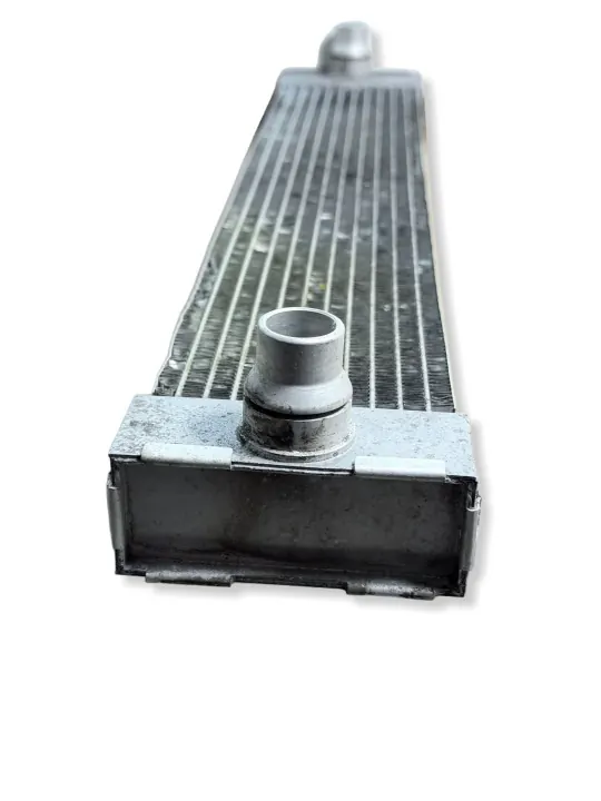 Refroidisseur d'eau auxiliaire Mercedes W117 CLA AMG A0995005103 image 7