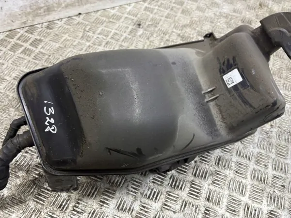 Réservoir AdBlue d'occasion OEM 31669394 Volvo V40 II image 4
