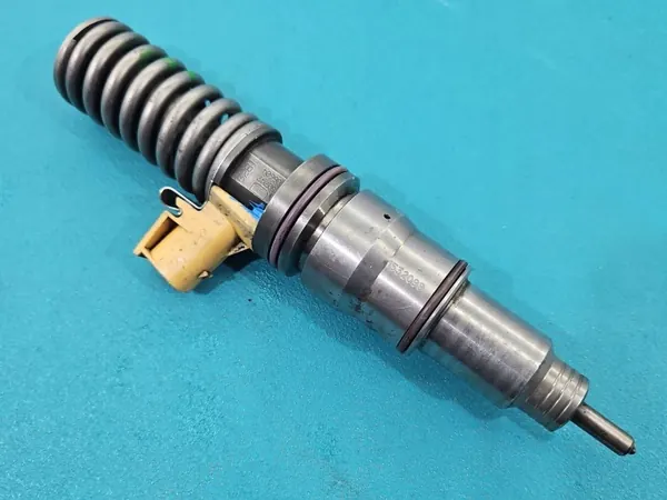 Pompe lave-glace OEM 20747797 pour Renault Premium DXI image 2