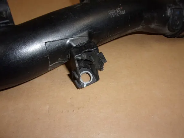 Tubería de admisión de aire Volvo XC90 II XC60 II S60 V60 31370128 image 2