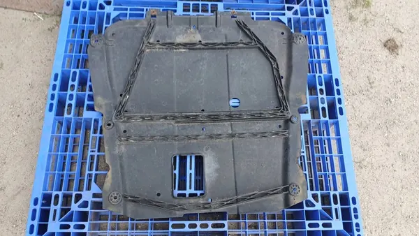 Motorcover 758900184R Logan II Sandero II image 4